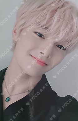 Double Knot Broadcast I.N photocard image