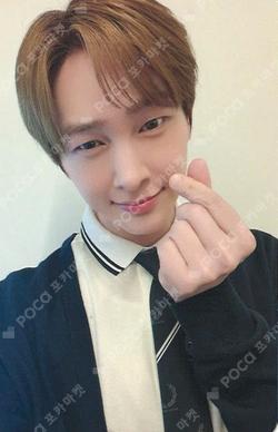 TOUGH LOVE MAKESTAR ONEW photocard image