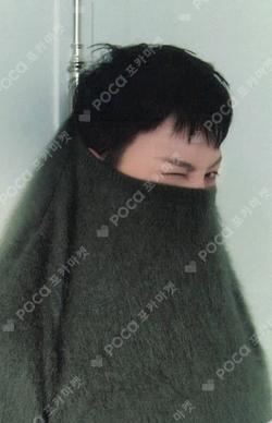G-DRAGON OFFICIAL MEMBERSHIP 1ST FAM KIT [PETALS OF LOVE] G-DRAGON photocard image