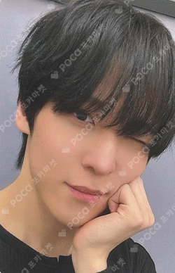 ATEEZ YUNHO photocard image