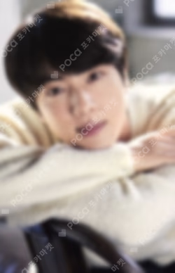 DICON PHOTOCARD 101 : CUSTOM BOOK / BEHIND BTS since 2018 (2018-2021 in USA)
