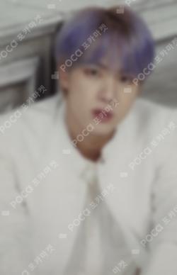 BTS WORLD TOUR ‘LOVE YOURSELF: SPEAK YOURSELF’ THE FINAL MINI PHOTO CARD Jin photocard image
