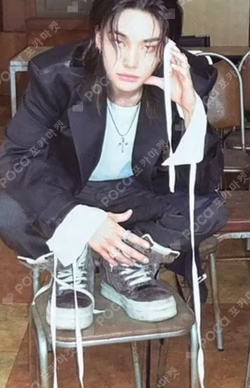 THIS & THAT FANS ALBUM VER. HYUNJIN photocard image