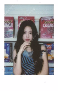 2025 BABYMONSTER 1st WORLD TOUR HELLO MONSTERS IN SEOUL TIN CASE + INSTANT PHOTO + STICKER SET