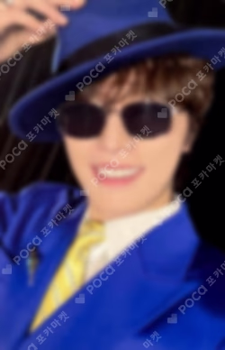 DINOxPICHEOLIN 'Gilboard' POP-UP PHOTOCARD