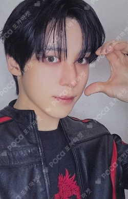 ATEEZ YUNHO photocard image