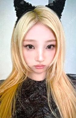 ICONIC HEART Limited A Ver. Stella photocard image