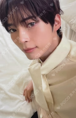 ZEROBASEONE SUNG HANBIN photocard image