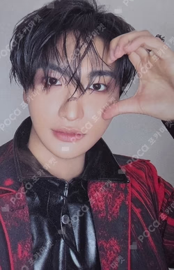 ATEEZ SEONGHWA photocard image