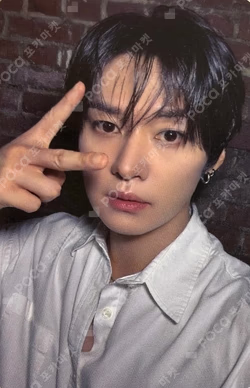 Stray Kids LEE KNOW photocard image
