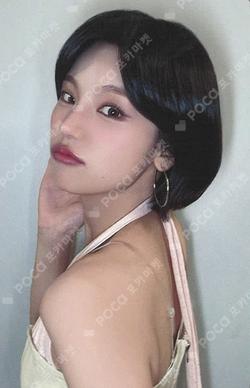 ITZY YEJI photocard image