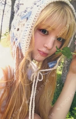 Hearts2Hearts YUHA photocard image