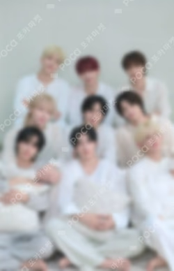 &TEAM 2026 SEASON’S GREETINGS FRAME MAGNET SET