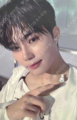 You had me at HELLO BROADCAST PARK GUNWOOK photocard image