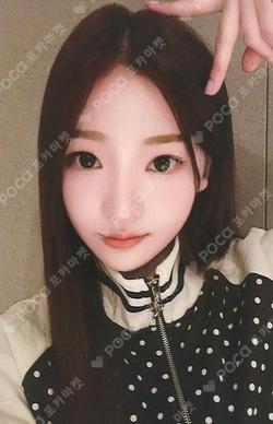 Hearts2Hearts Stella photocard image