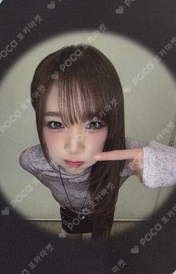 YENA YENA photocard image