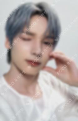 TXT HUENINGKAI photocard image