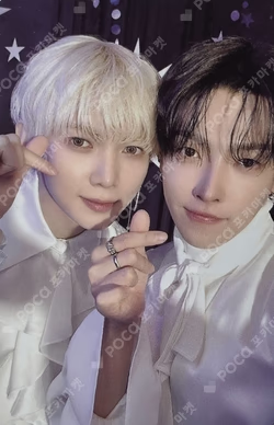 ATEEZ X ANITEEZ POP-UP STORE ANITEEZ IN Deja Vu T-SHIRT