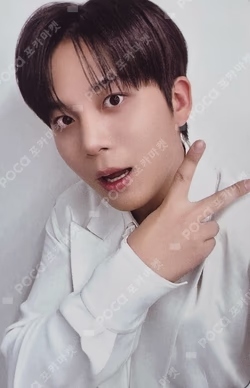 ATEEZ JONGHO photocard image