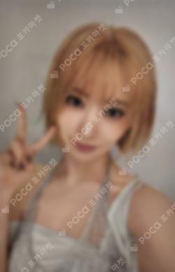 LE SSERAFIM SAKURA photocard image
