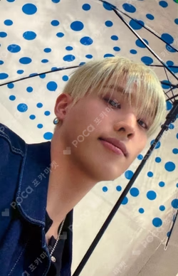 UNIQUE Whoop Japan Store KEEHO photocard image
