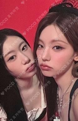 ITZY Unit photocard image