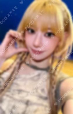 LE SSERAFIM SAKURA photocard image