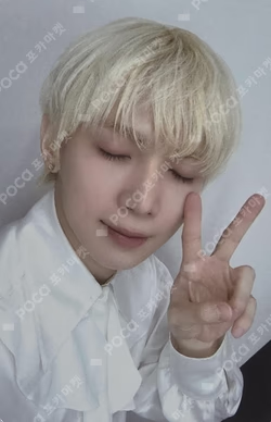 ATEEZ X ANITEEZ POP-UP STORE ANITEEZ IN Deja Vu REWARD