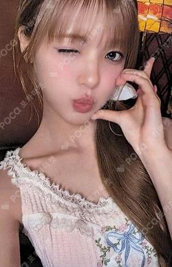 Hearts2Hearts YUHA photocard image