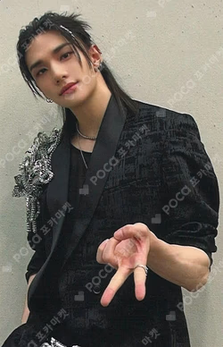 Stray Kids HYUNJIN photocard image