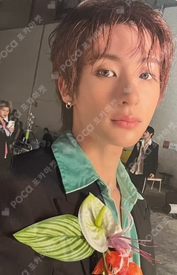 Sunburst Solo Ver. ANTON photocard image