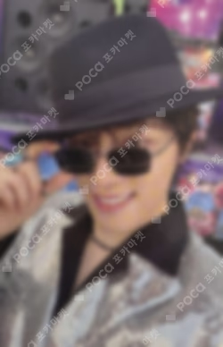 Gilboard Jewel Case Ver. DINO photocard image