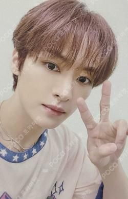Stray Kids LEE KNOW photocard image