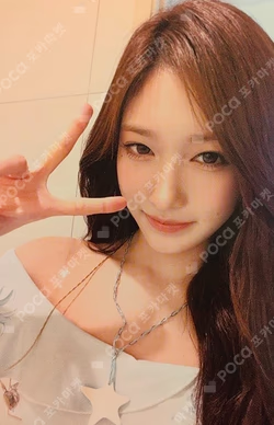 IVE LEESEO photocard image