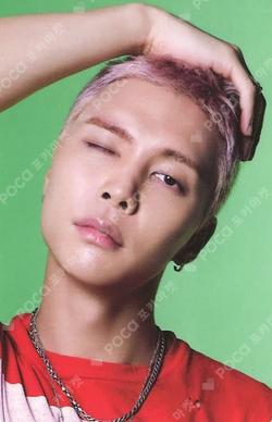 NCT JOHNNY photocard image