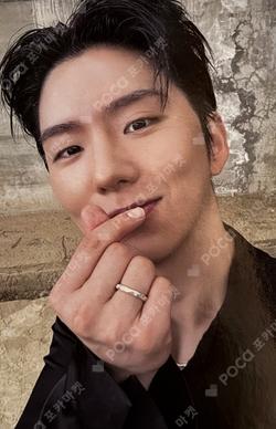 The Phase BROADCAST KIHYUN photocard image