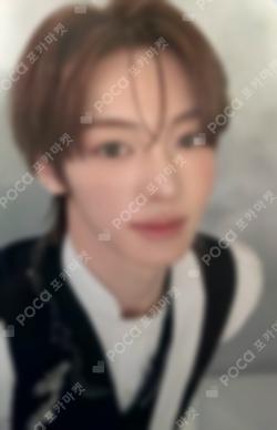 NO TRAGEDY YIZHIYU HANJIN photocard image