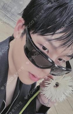MONSTA X JOOHONEY photocard image