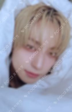 Mark on Me POP-UP ZIP-UP HOODIE TAKI photocard image