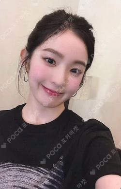 Red Velvet IRENE photocard image
