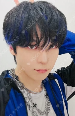 ATEEZ YUNHO photocard image