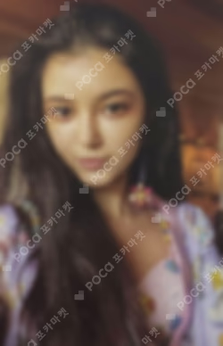 New Jeans Bluebook ver. DANIELLE VER. DANIELLE photocard image