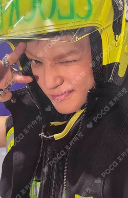 NCT TAEYONG photocard image
