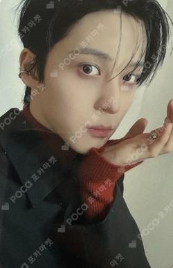 Imagen de la photocard de YUNHO de ATEEZ