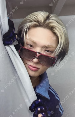 ATEEZ X ANITEEZ POP-UP STORE ANITEEZ IN COLOR ANITEEZ X TINY PLUSH KEYRING