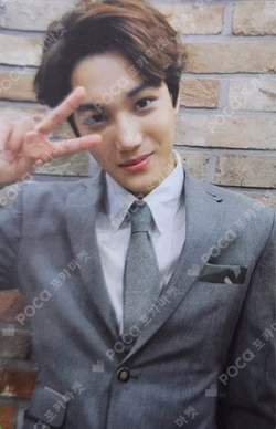 EXO KAI 的小卡圖片