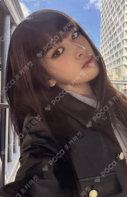 IVE YUJIN photocard image