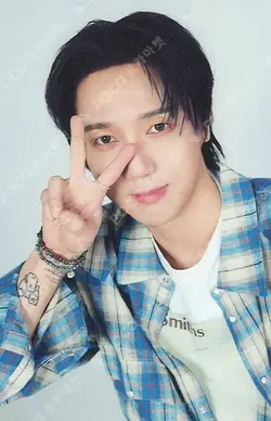 SUPER JUNIOR-YESUNG LIVE TOUR [Sakihokoru Tokio Matsu nowa] Random Photo Card
