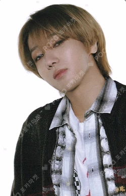 SUPER JUNIOR 20th ANNIVERSARY EXHIBITION [SUPER RECORDS] IN TAIWAN LUCKY PHOTOCARD HOLDER YESUNG photocard image