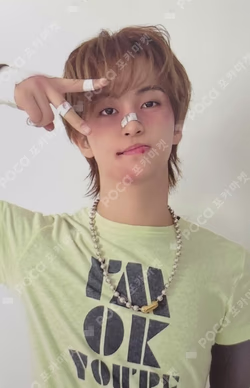 2025 SEASON'S GREETINGS RANDOM TRADING CARD [A ver.]